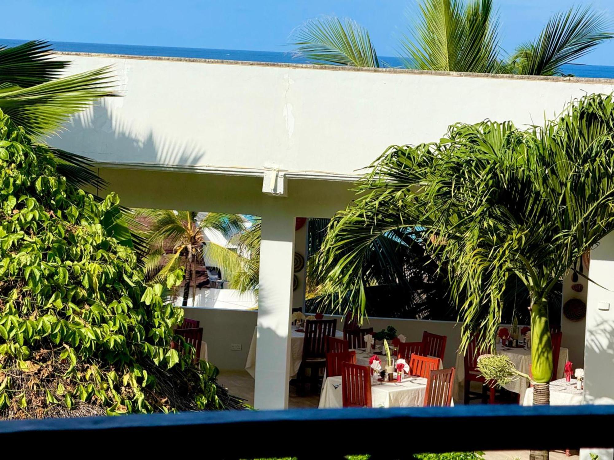 Sea Crest Hotell 3*