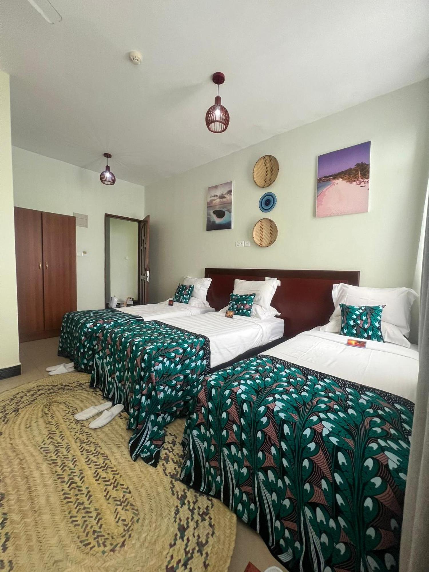 Sea Crest Hotell
