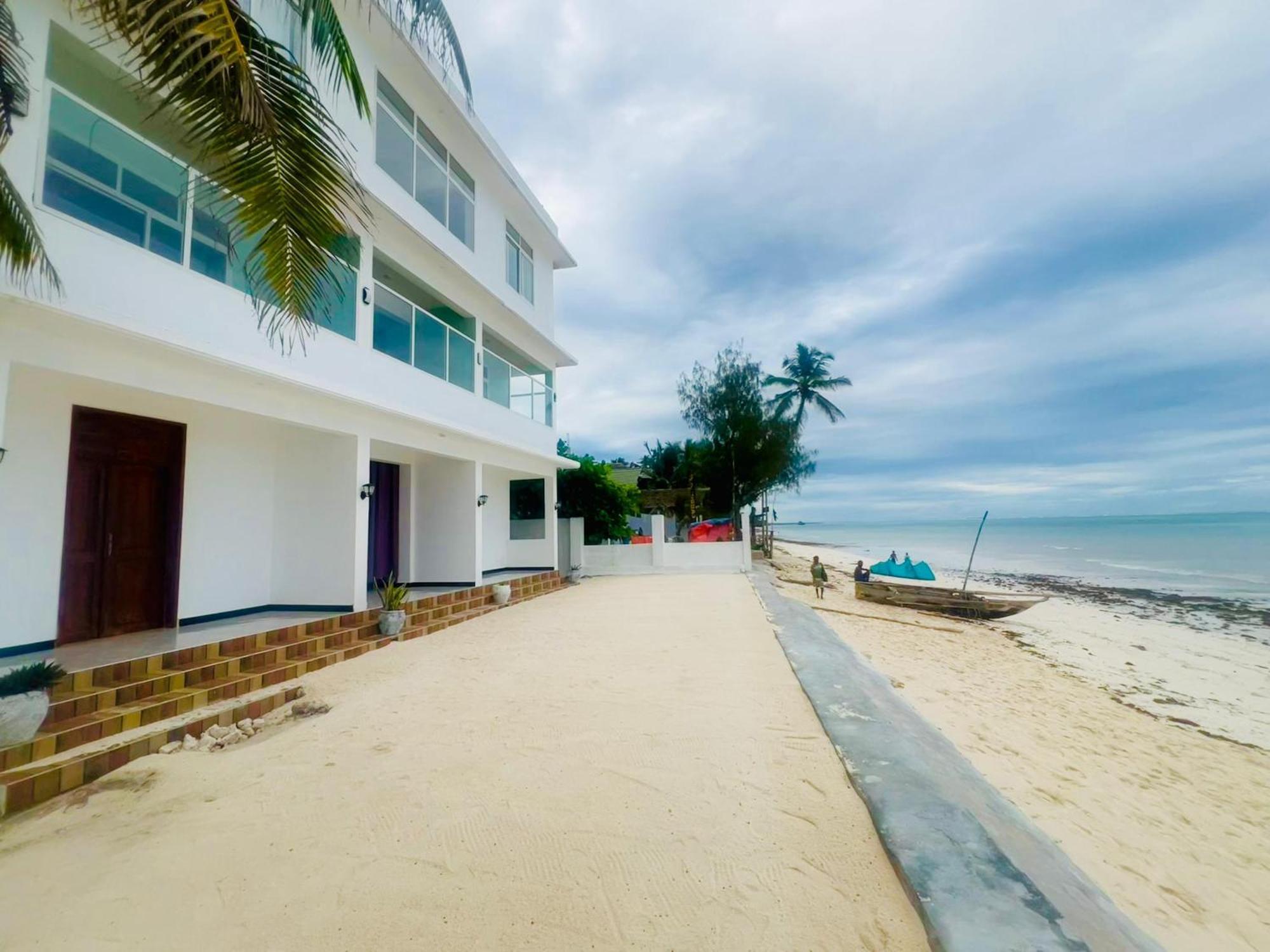 Sea Crest Hotell 3*